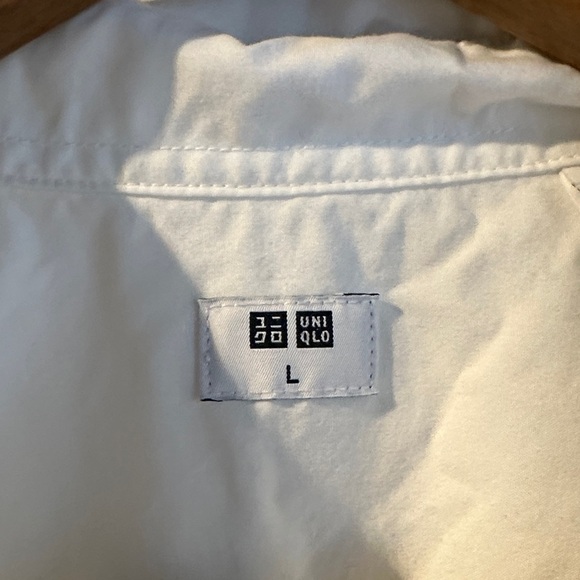 Uniqlo Button-Up Classic 3/4 Shirt - Picture 2 of 5